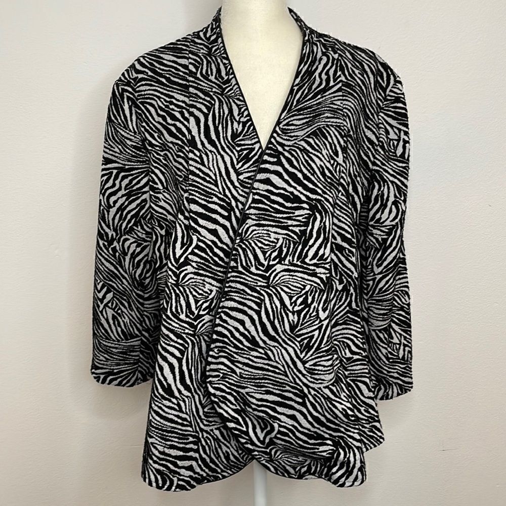 Notations Suit jacket.  Animal Print. Zebra print.  Size Large.